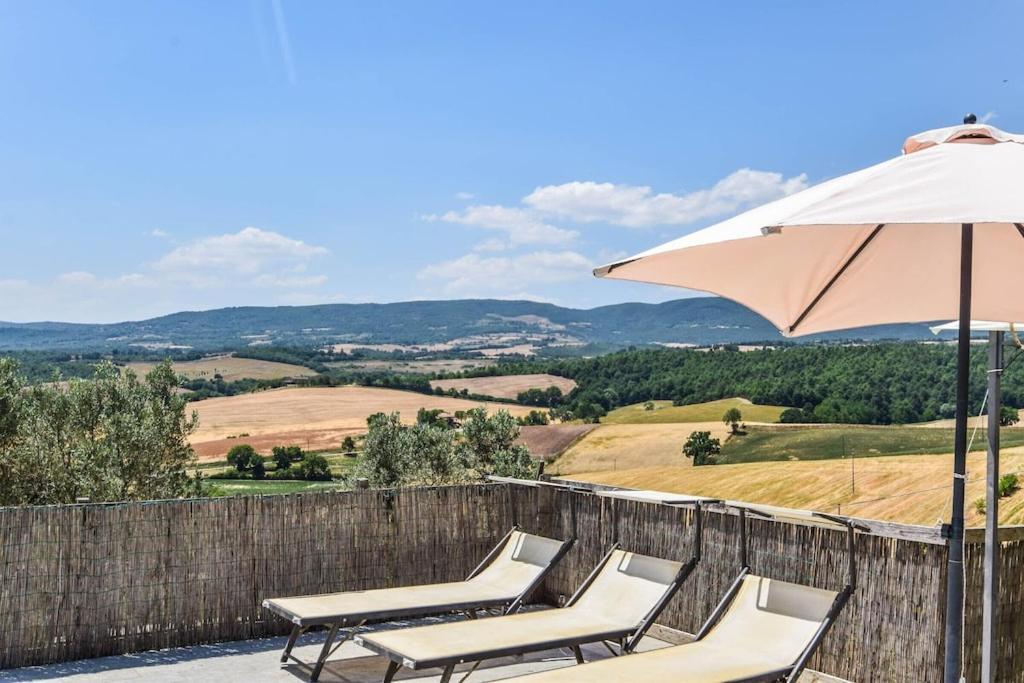 Agriturismo Podere Biancospino Piscina Privata Chianciano Terme Luaran gambar