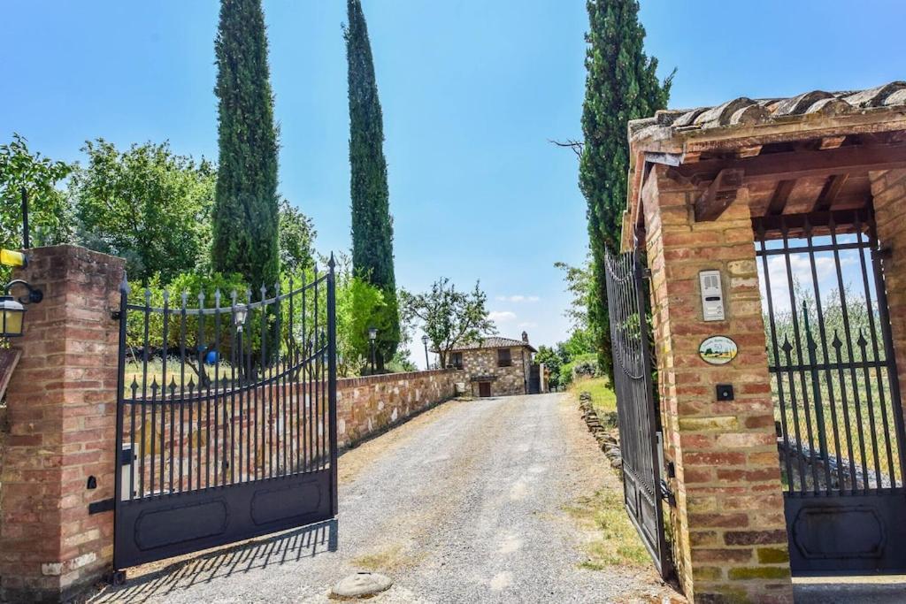 Agriturismo Podere Biancospino Piscina Privata Chianciano Terme Luaran gambar